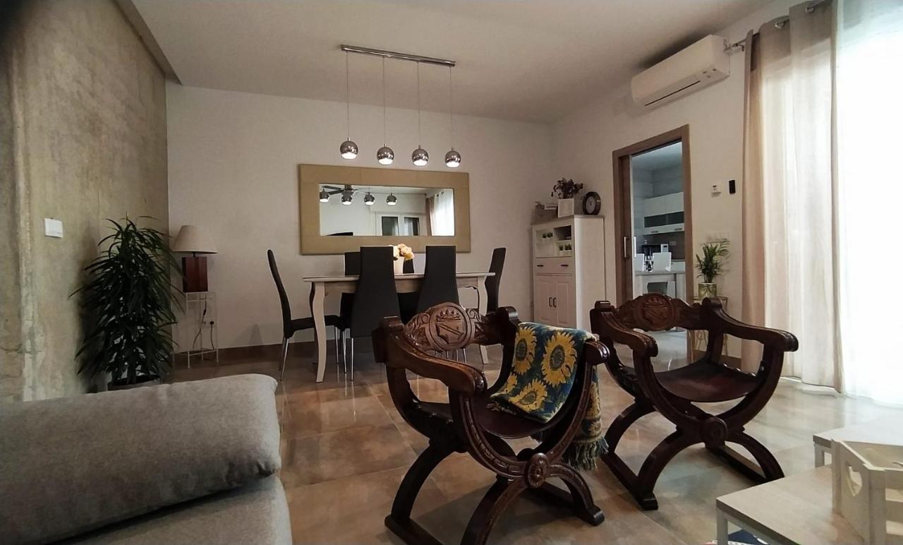 Casa Rural Albahaca Herrera del Duque Esterno foto